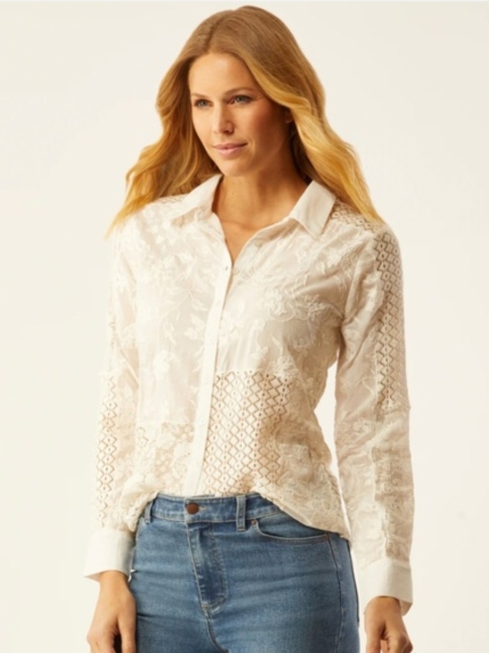 Streep Patchwork Embroidered Shirt from the brand Ecru is a small size